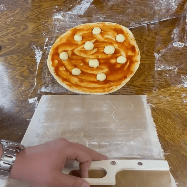 Slide Slider™ – Pizza- und Kuchenschieber